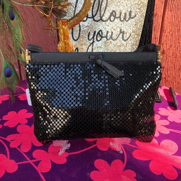 Vintage Black Metal Mesh Whiting & Davis Purse - Picture 2 of 4